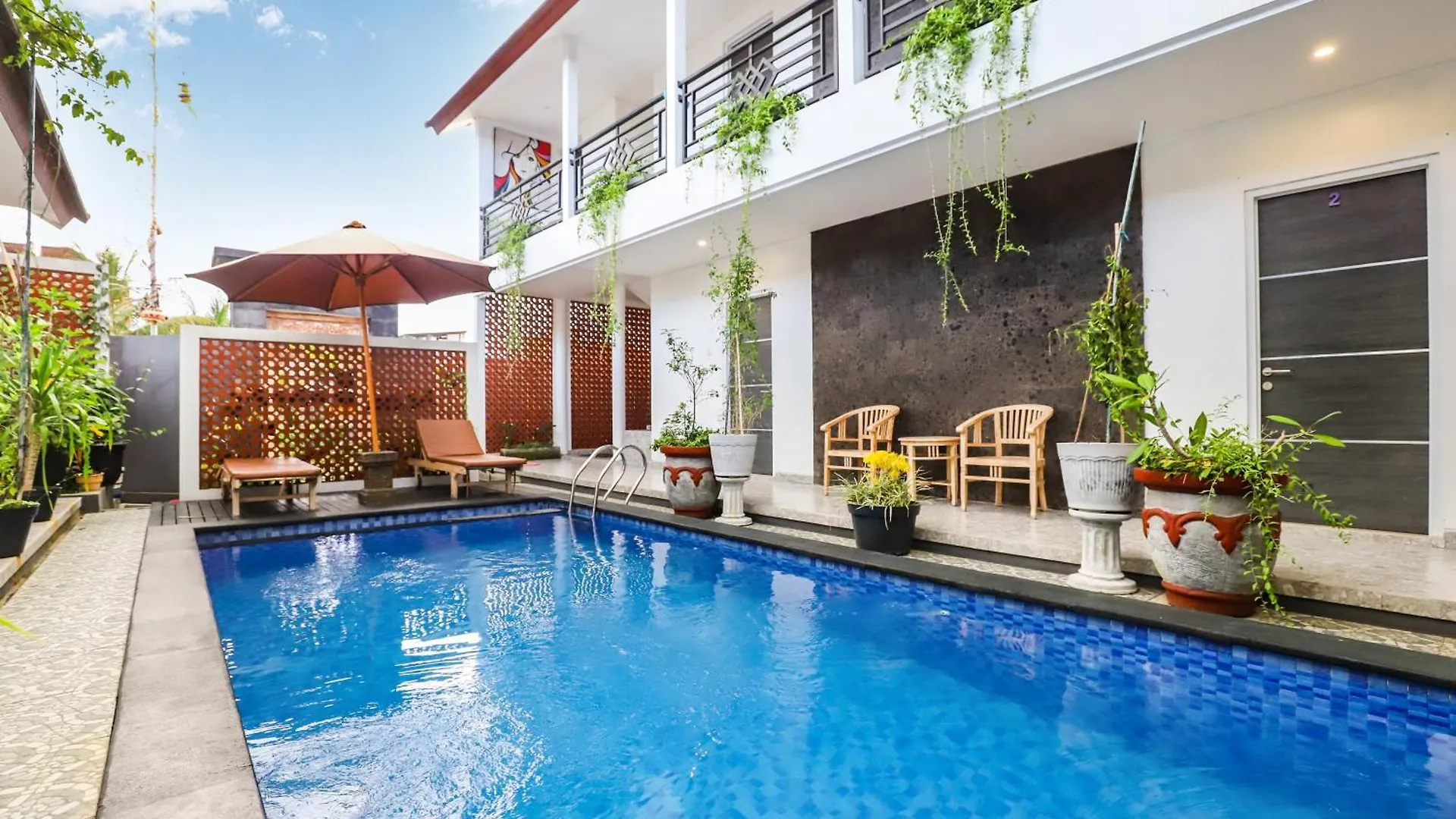 Guest house White Blue House 5 - Pvt Room, Shared Pool&Kitchen Ubud