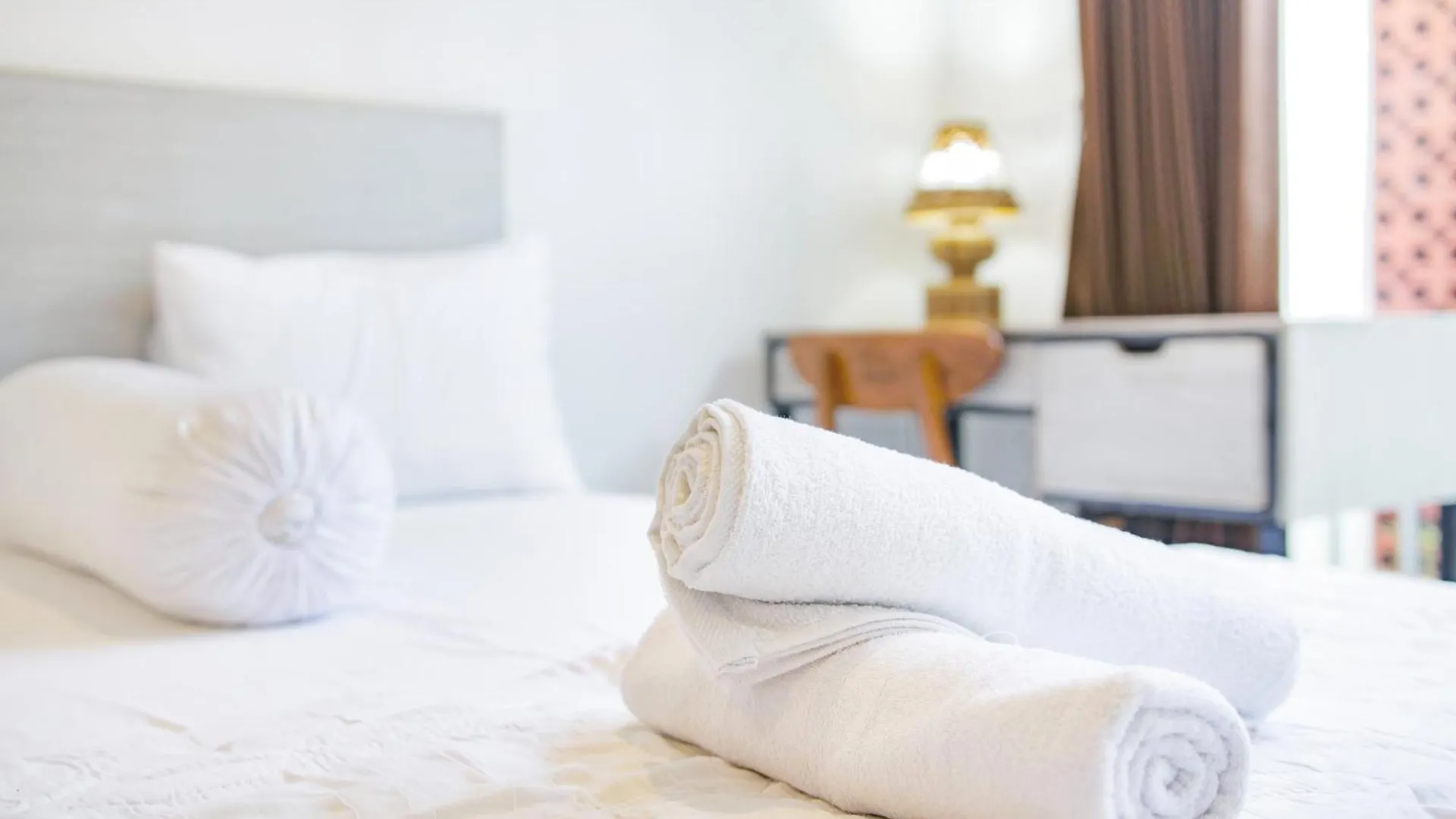 White Blue House 5 - Pvt Room, Shared Pool&Kitchen Ubud  0*, Ubud (Bali) Indonesia