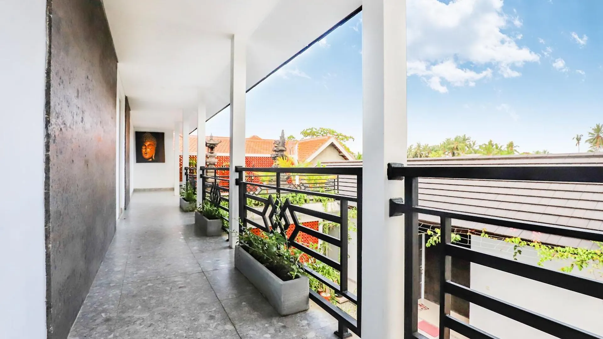 White Blue House 5 - Pvt Room, Shared Pool&Kitchen Ubud  Ubud (Bali)